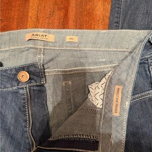 Ariat Classic Blue Jeans